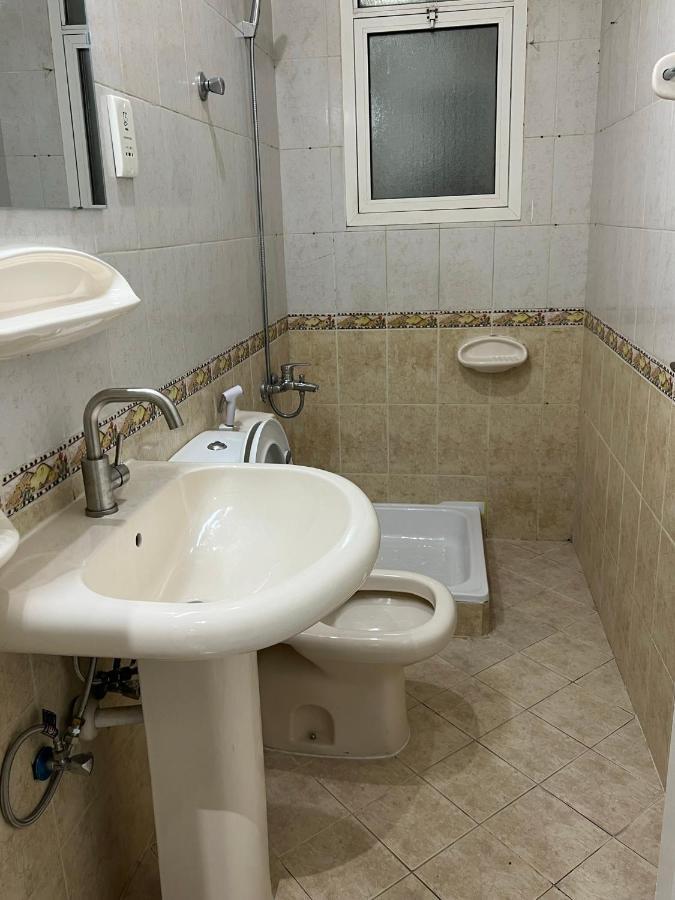 Welcome Male Hostel Dubai Esterno foto