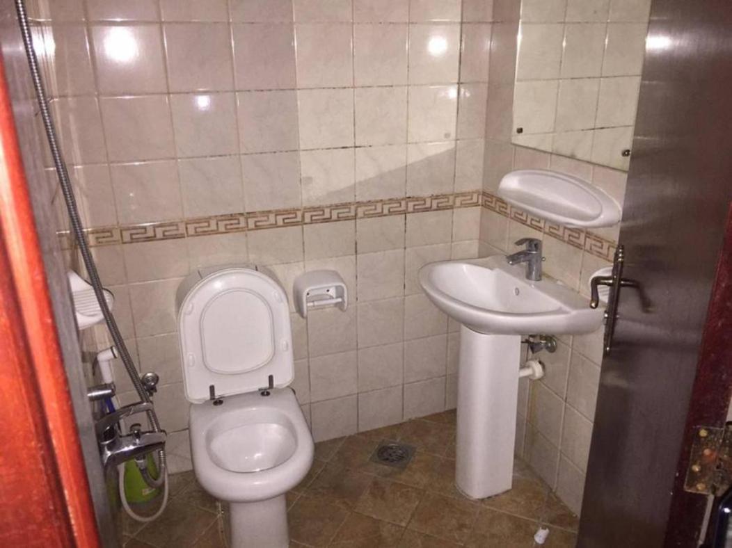 Welcome Male Hostel Dubai Esterno foto